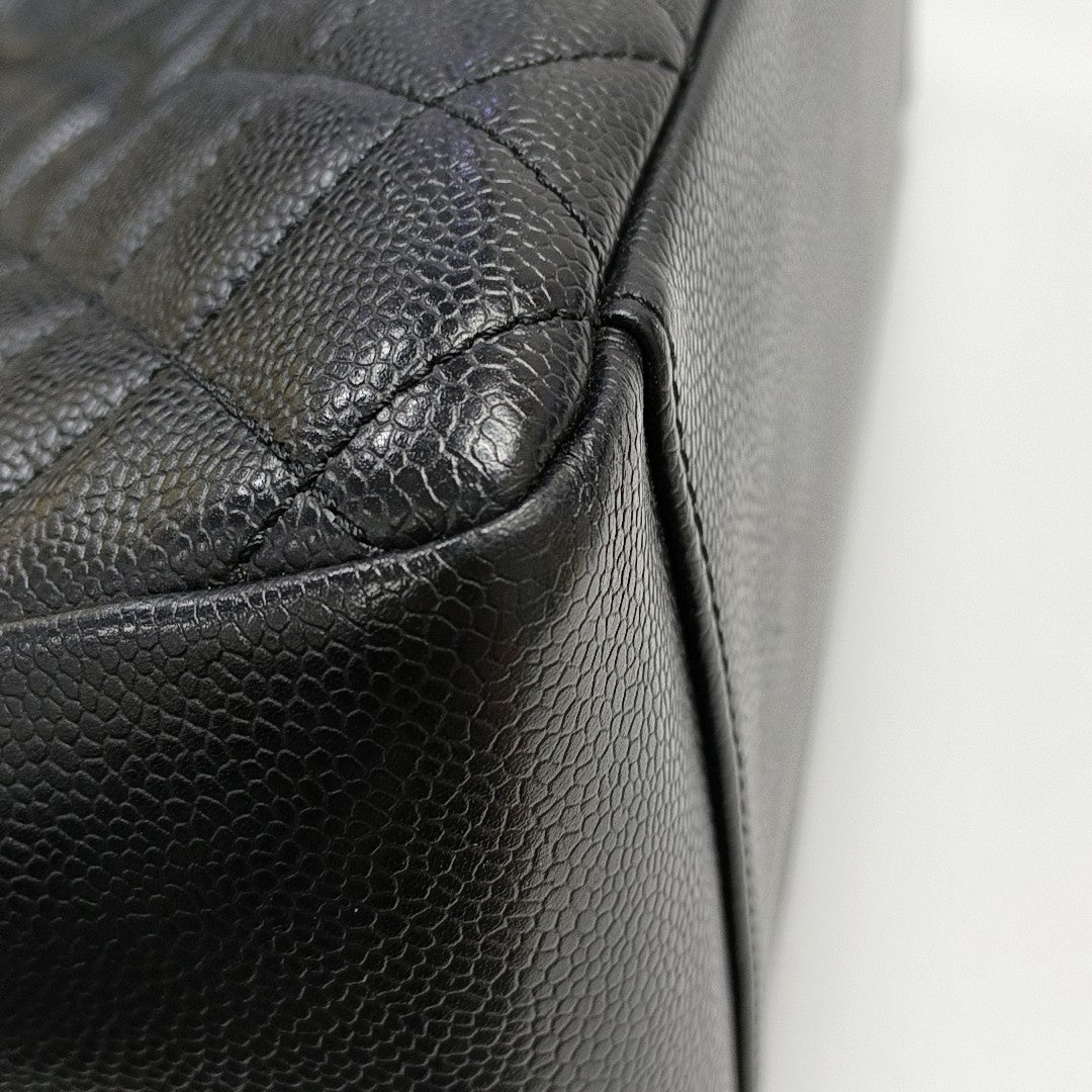 CHANEL GST Large Quilted Grained Calfskin Black