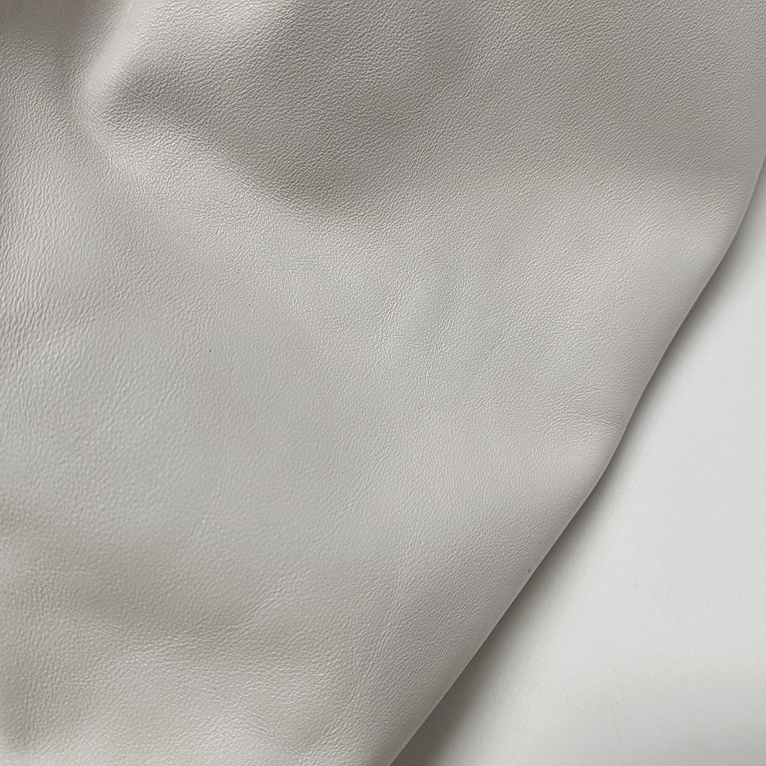 The Pouch Large Calfskin White