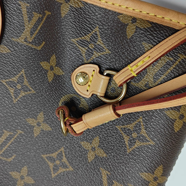 NEVERFULL INSIDE OUT MM Monogram Fabric Red