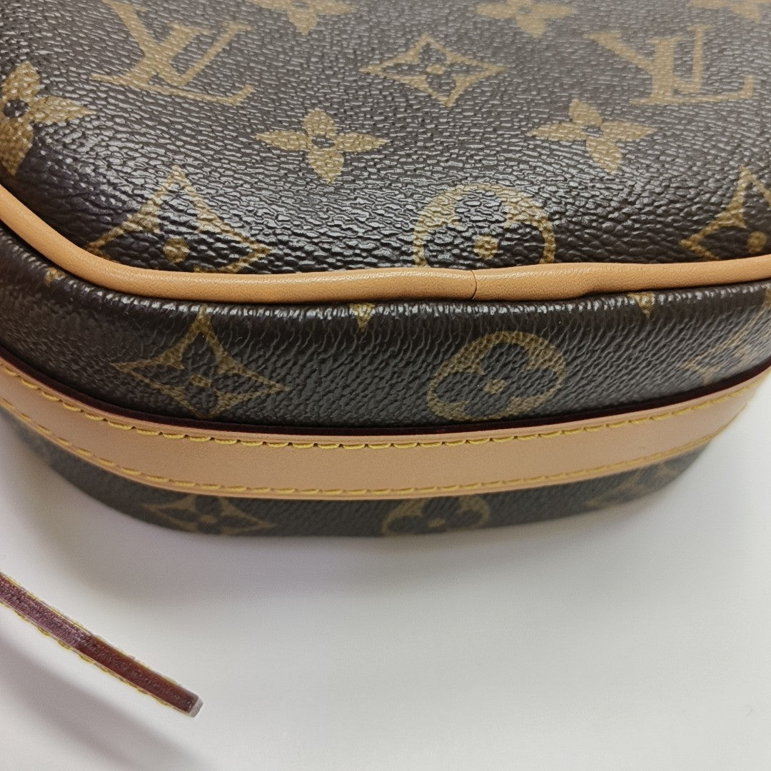 BOITE CHAPEAU PM Monogram Coated Canvas Brown