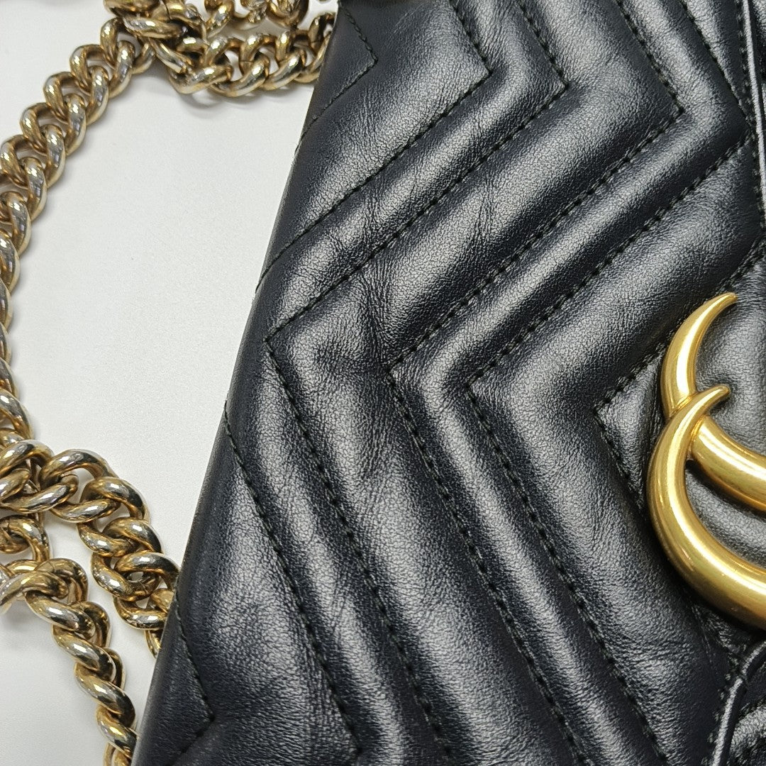 GG Marmont Medium Quilted Calfskin Black