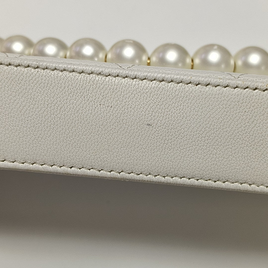 Quilted Lambskin Clutch White