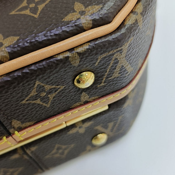 BOITE CHAPEAU PM Monogram Coated Canvas Brown