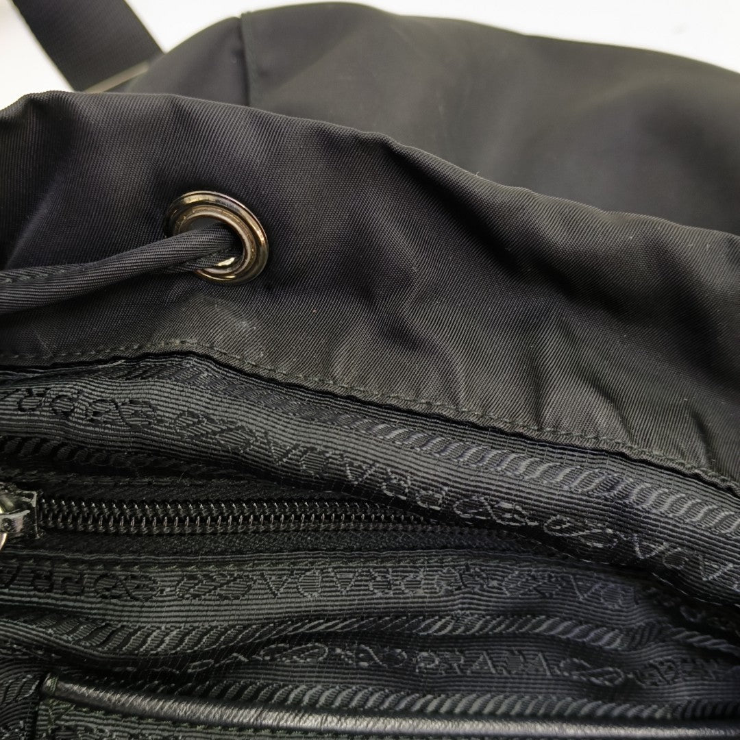 Re-Nylon Medium Nylon Black
