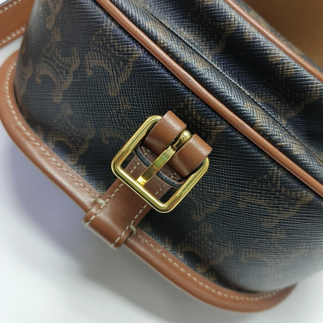 FOLCO Medium Coated Canvas Brown