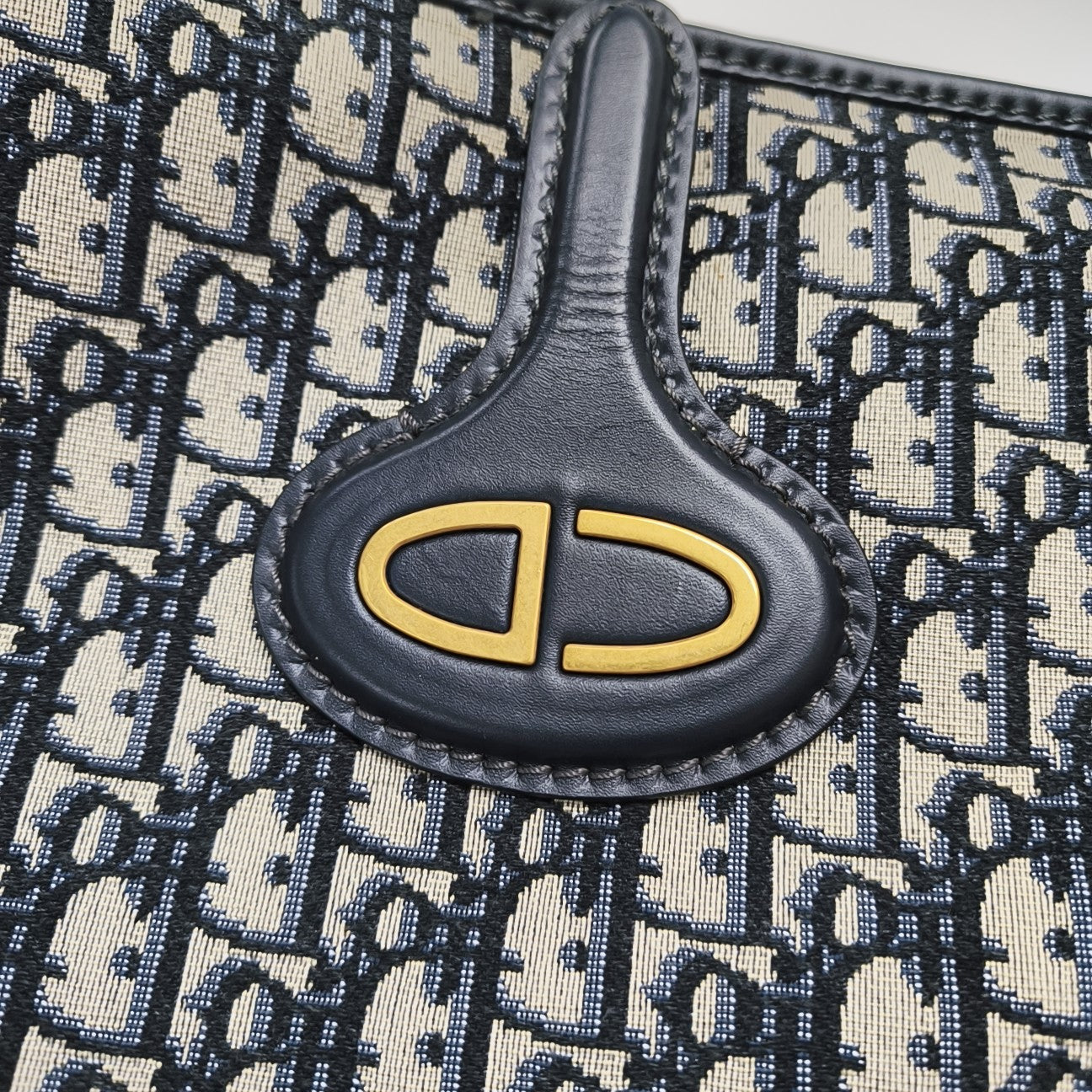 Bobby Oblique Canvas Blue