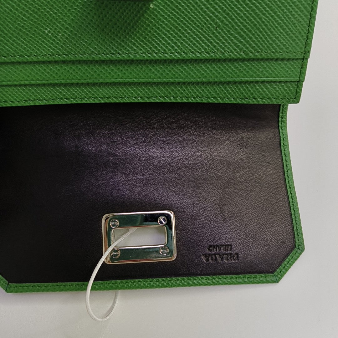 Calfskin Wallet Green