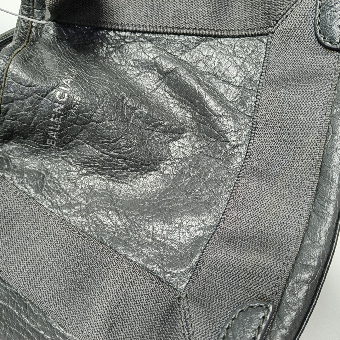 Navy XS Lambskin Gray