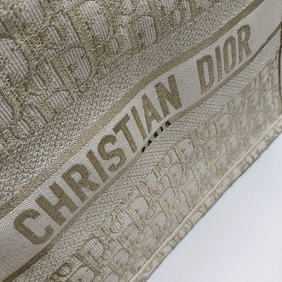 Book Tote Medium Oblique Canvas Gold