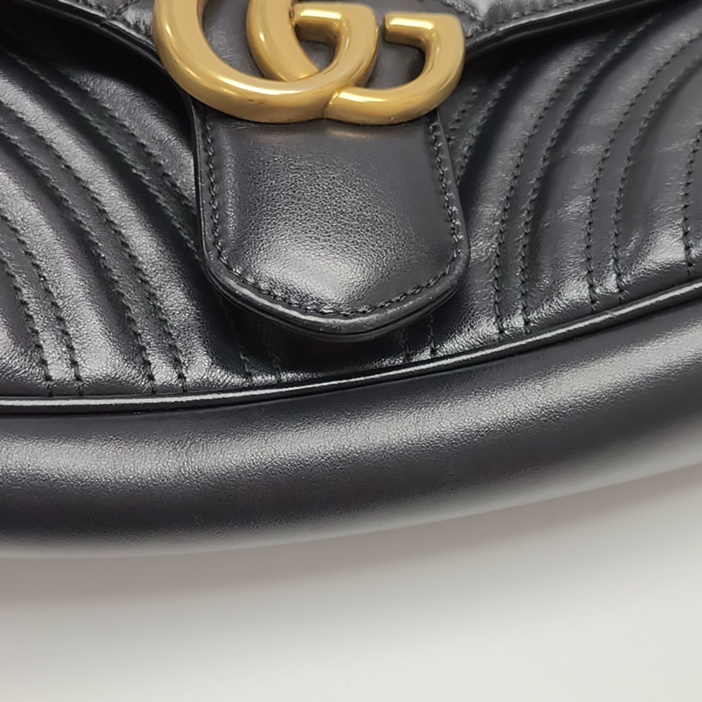 GG Marmont Medium Quilted Calfskin Black