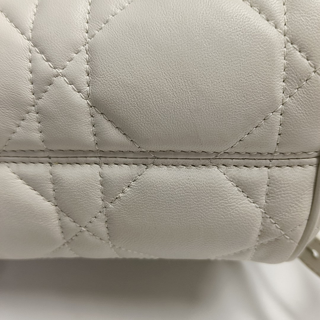 Dior Caro Medium Cannage Lambskin White