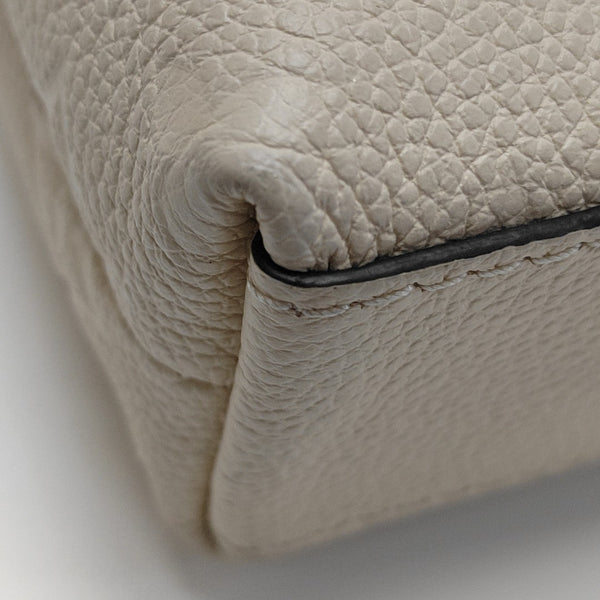 NANO MADELEINE Nano Monogram Calfskin Beige