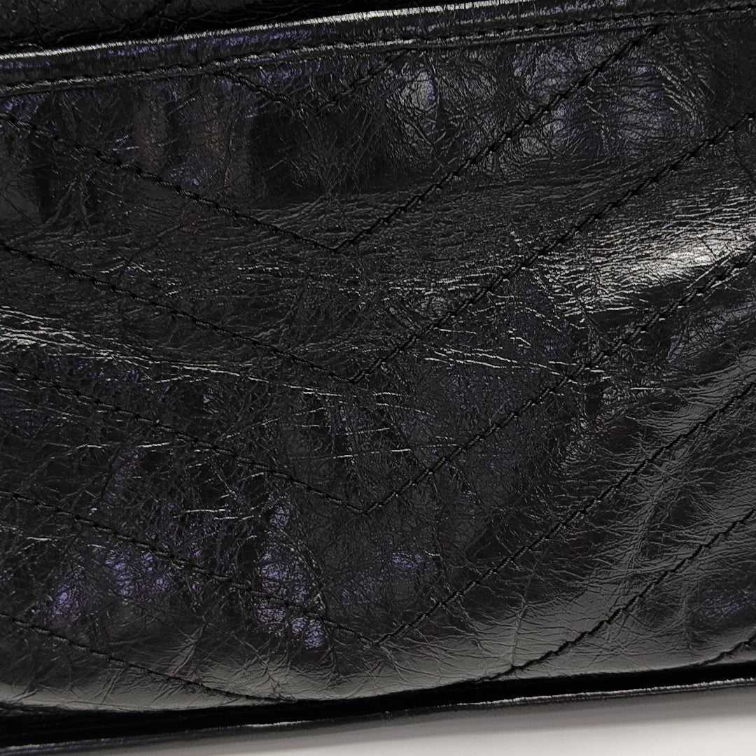 NIKI Medium Chevron Calfskin Black