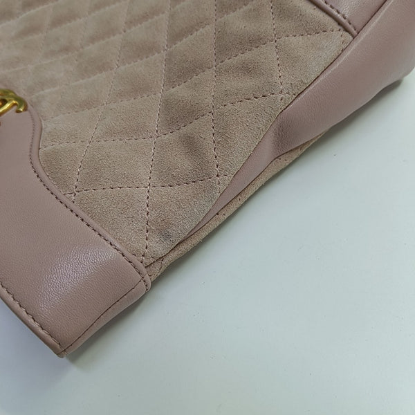 CHANEL 31 Quilted Suede Pink