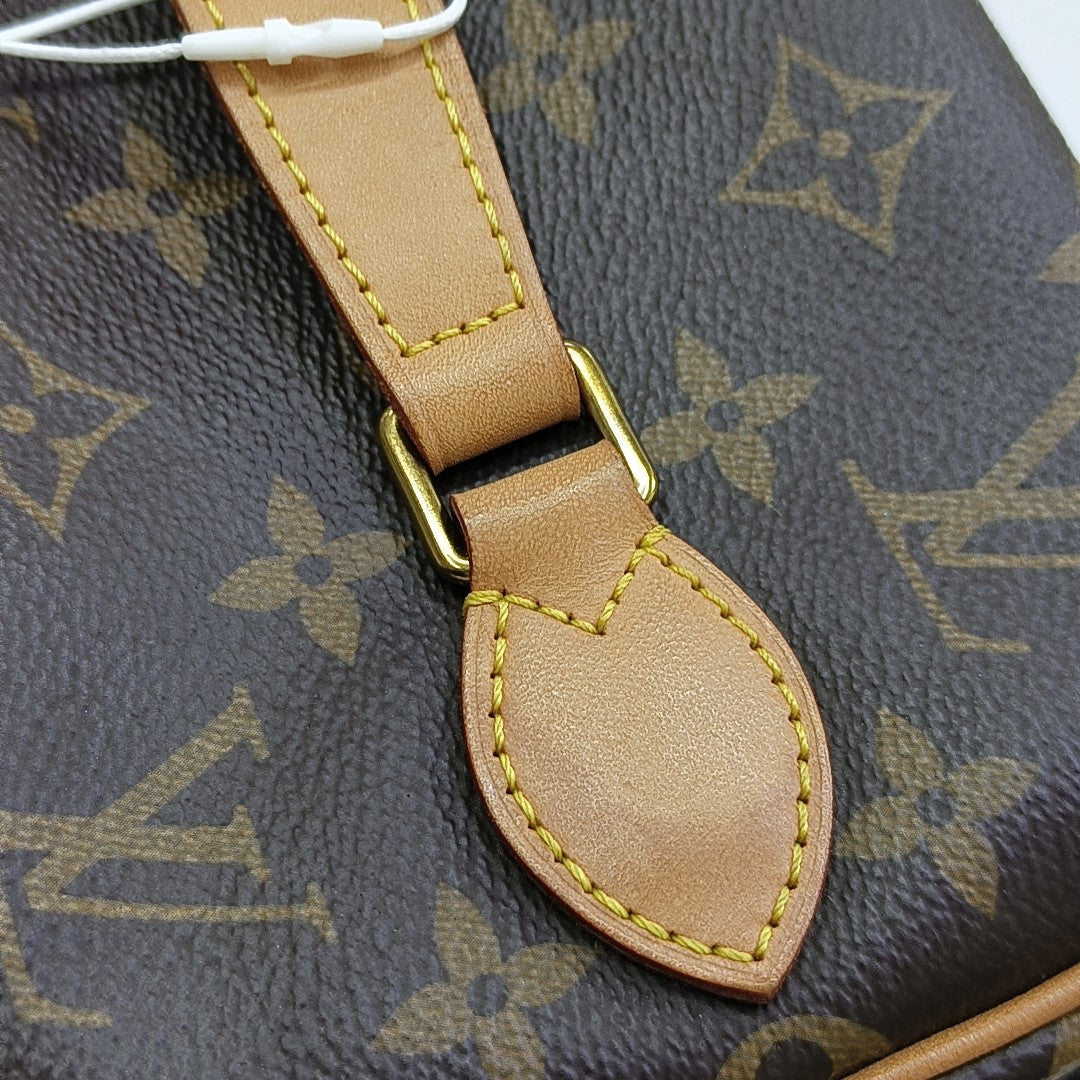NICE Monogram Coated Canvas Brown