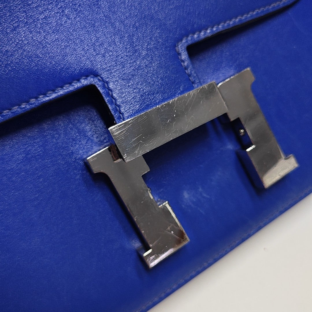 Constance 18 Swift Blue