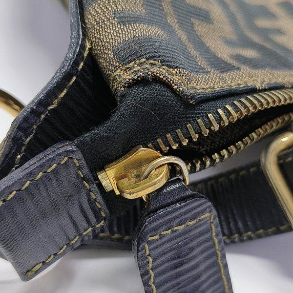 Canvas Shoulder Bag Brown