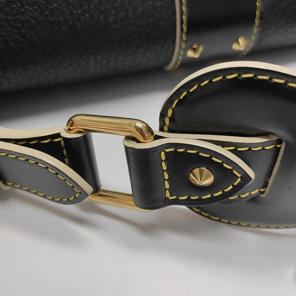 LE SUPERBE Calfskin Black