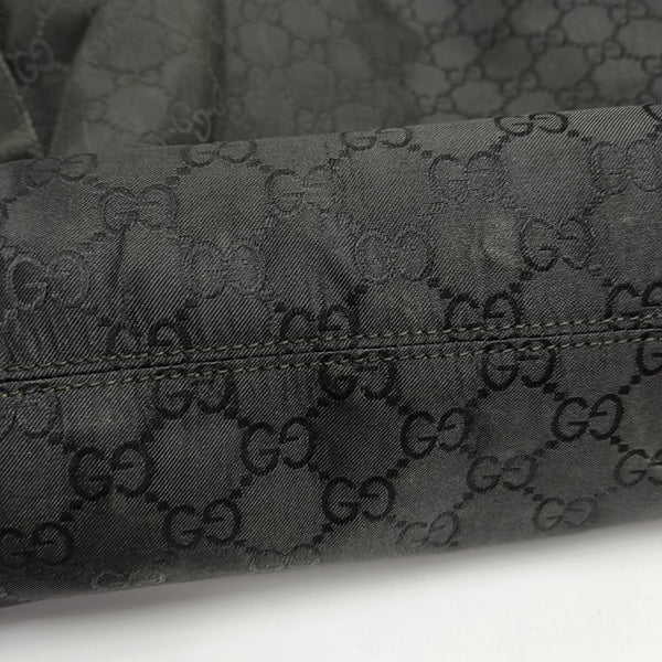 Monogram Canvas Black