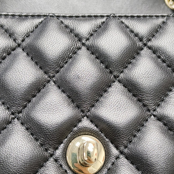 CLASSIC FLAP Mini Quilted Lambskin Black