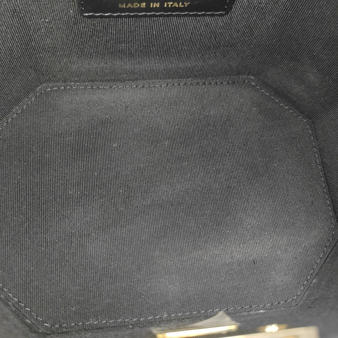 VANITY CASE Small Quilted Lambskin Black