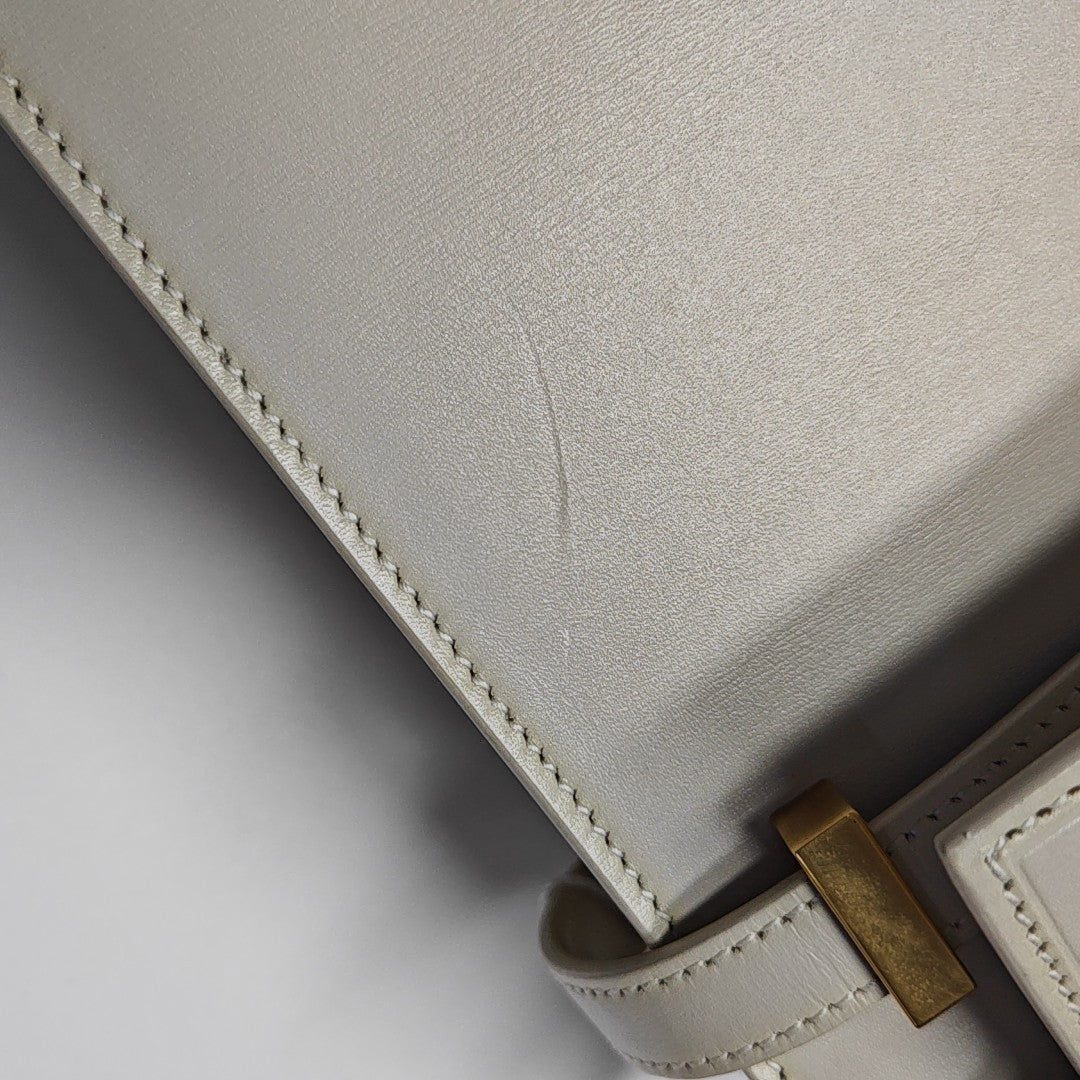 MANHATTAN Medium Calfskin White
