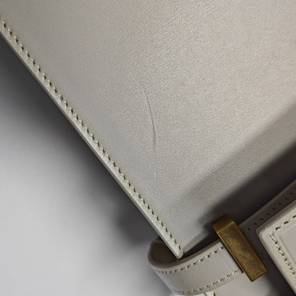 MANHATTAN Medium Calfskin White
