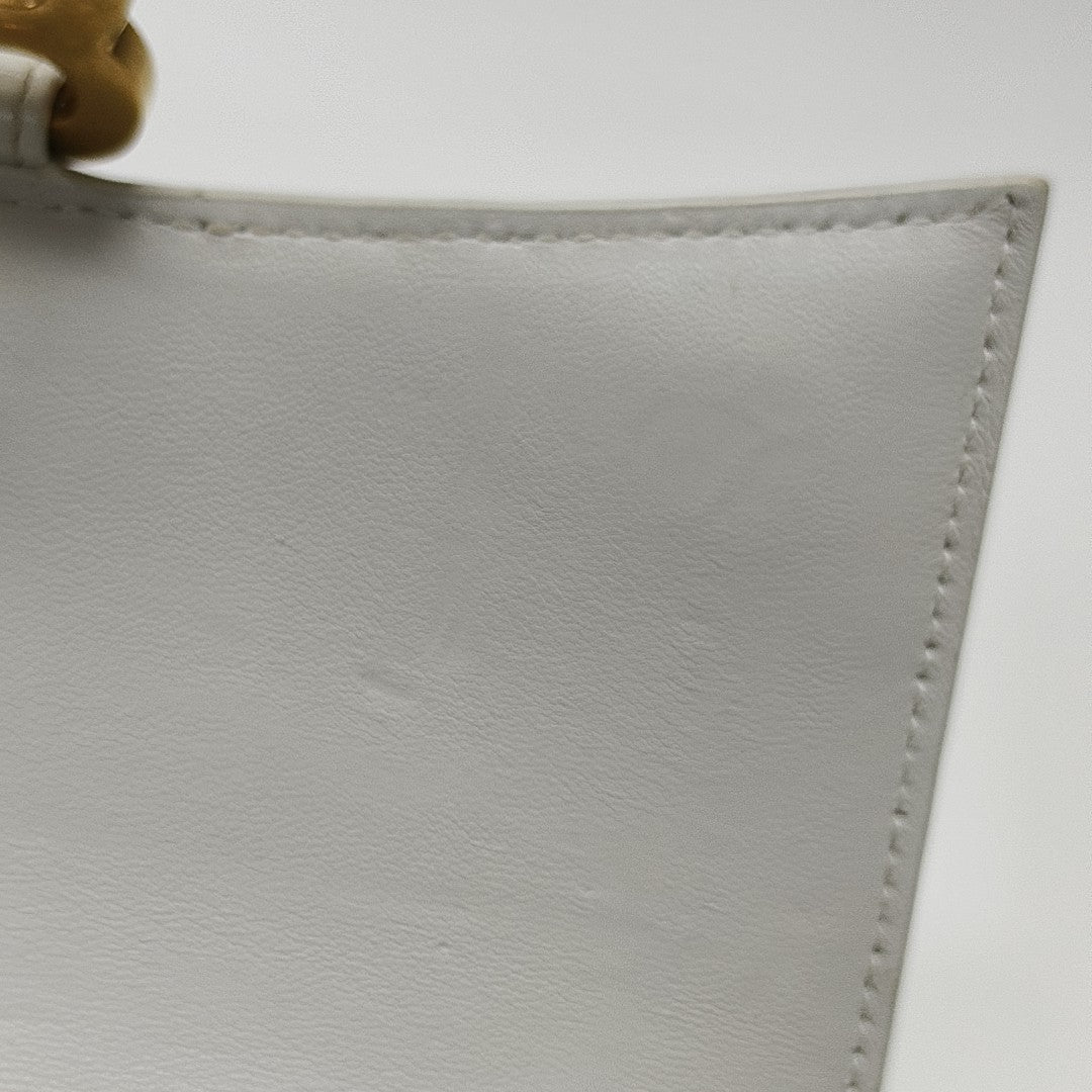 Hourglass Wallet On Chain Mini Calfskin White