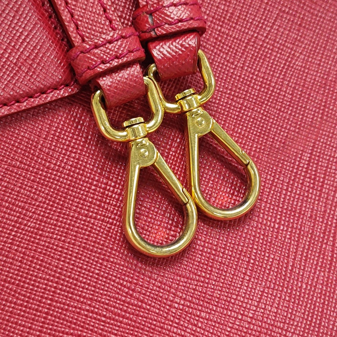 Promenade Small Saffiano Calfskin Red