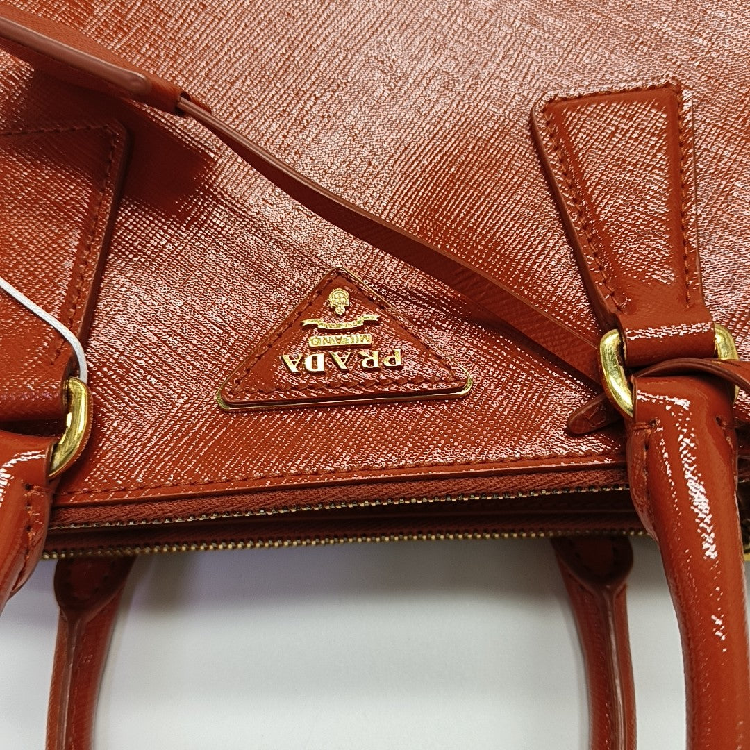 Galleria Small Saffiano Calfskin Orange