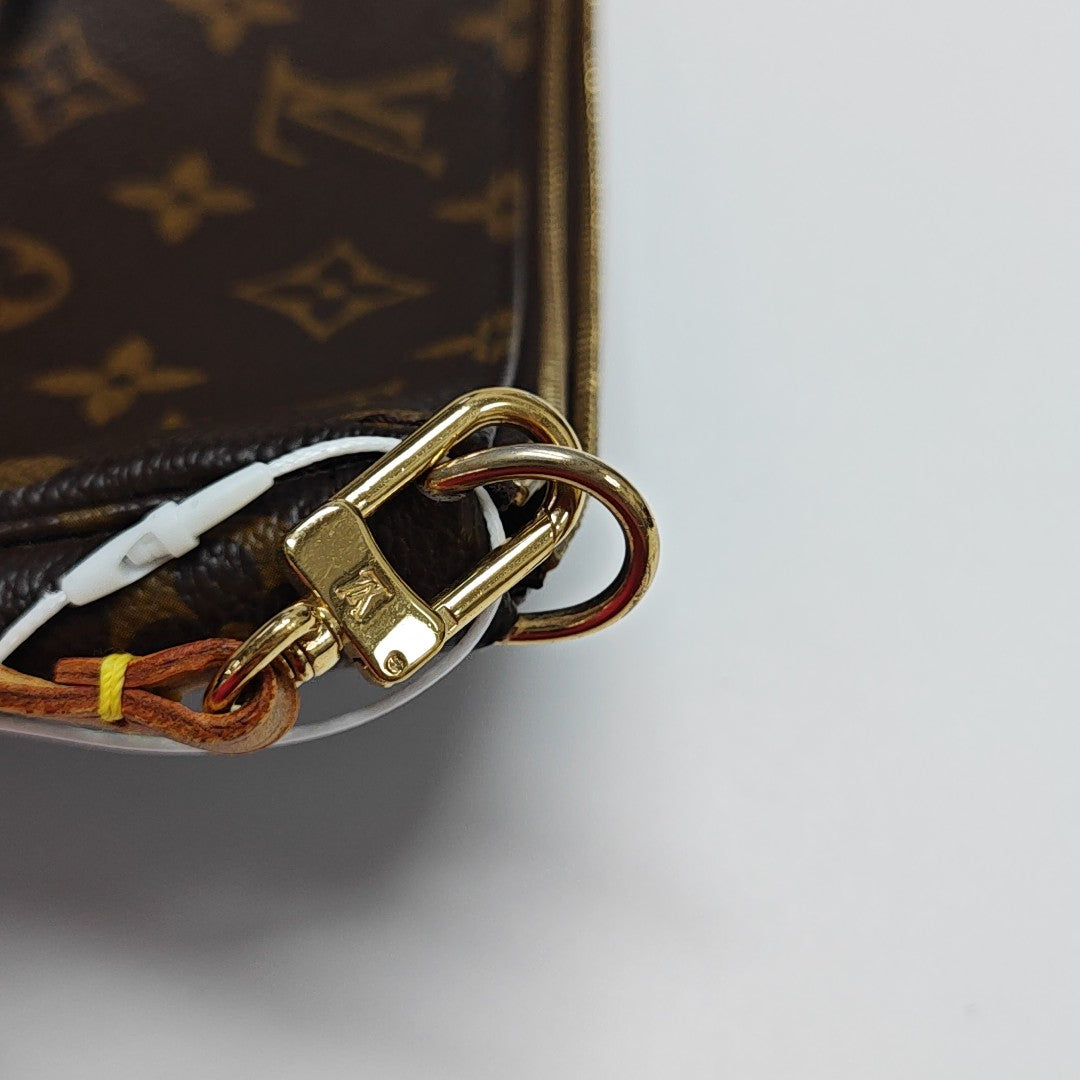 ACCESSOIRES Monogram Coated Canvas Brown