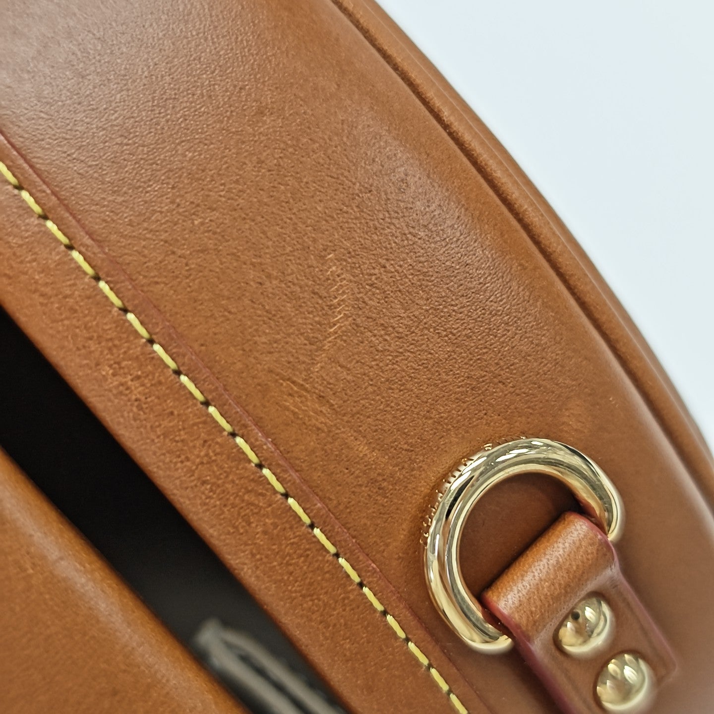 BOITE CHAPEAU PM Calfskin Brown