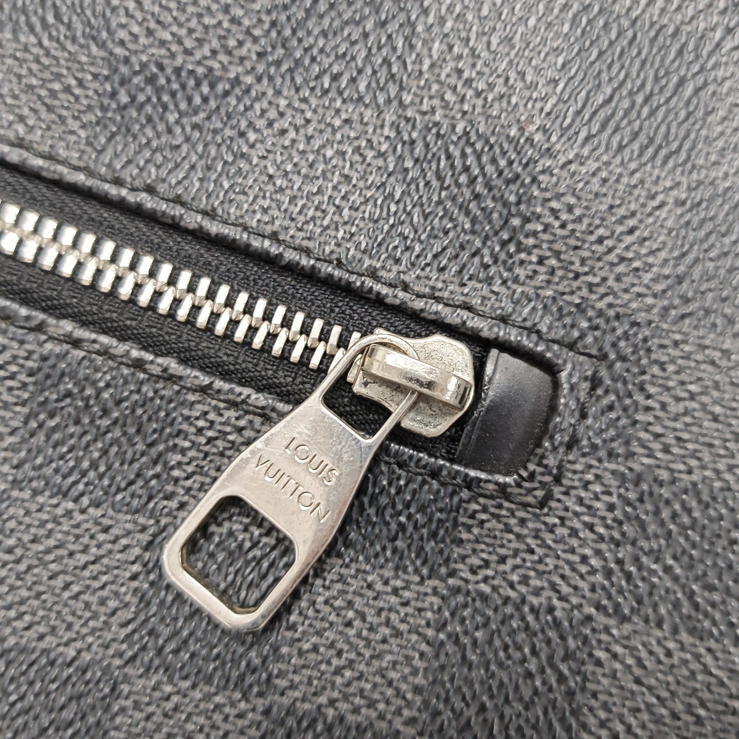 DISCOVERY Damier Graphite Coated Canvas Gray