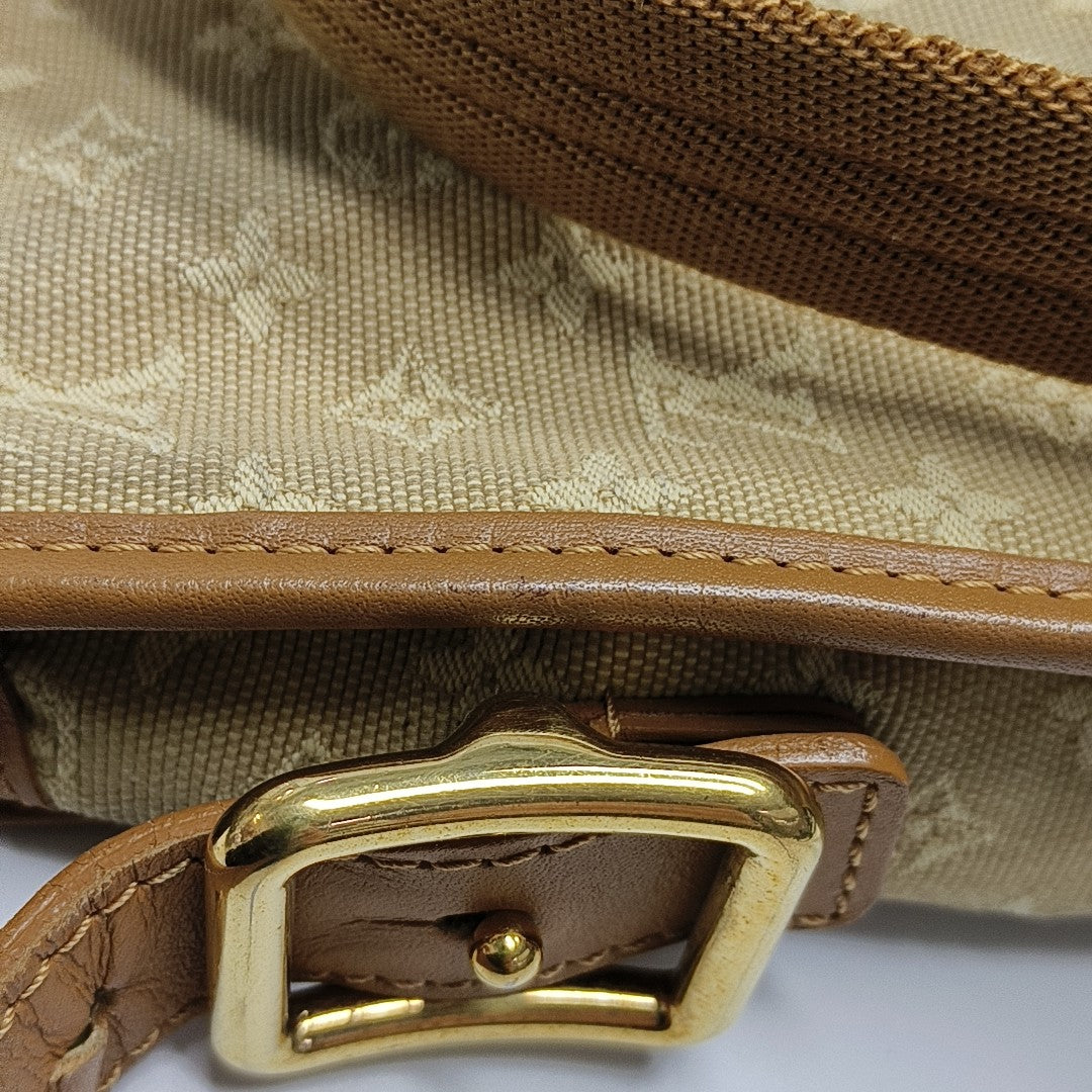 BERANGERE Monogram Canvas Brown