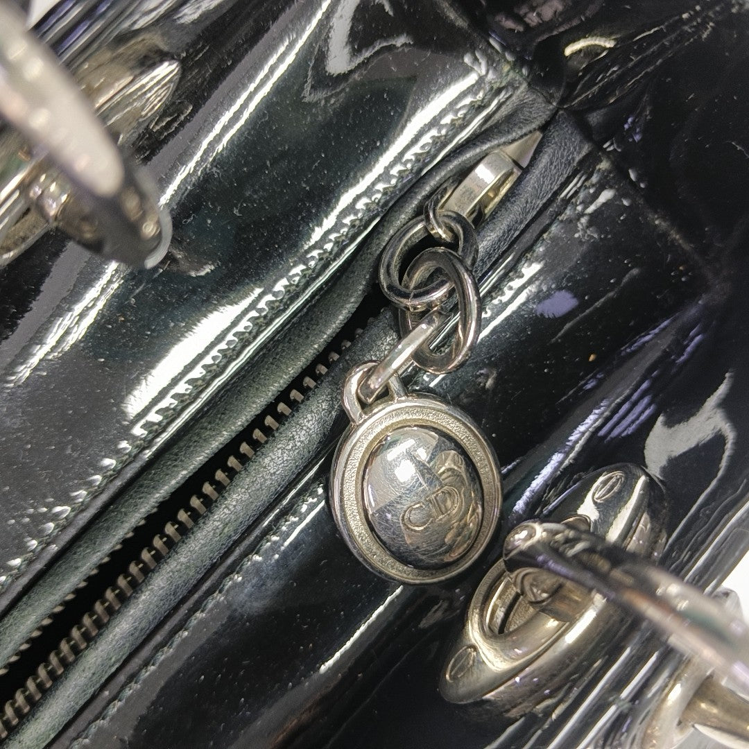 Lady Dior Medium Cannage Patent Leather Black