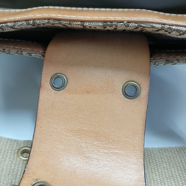 Street Chic Oblique Canvas Brown