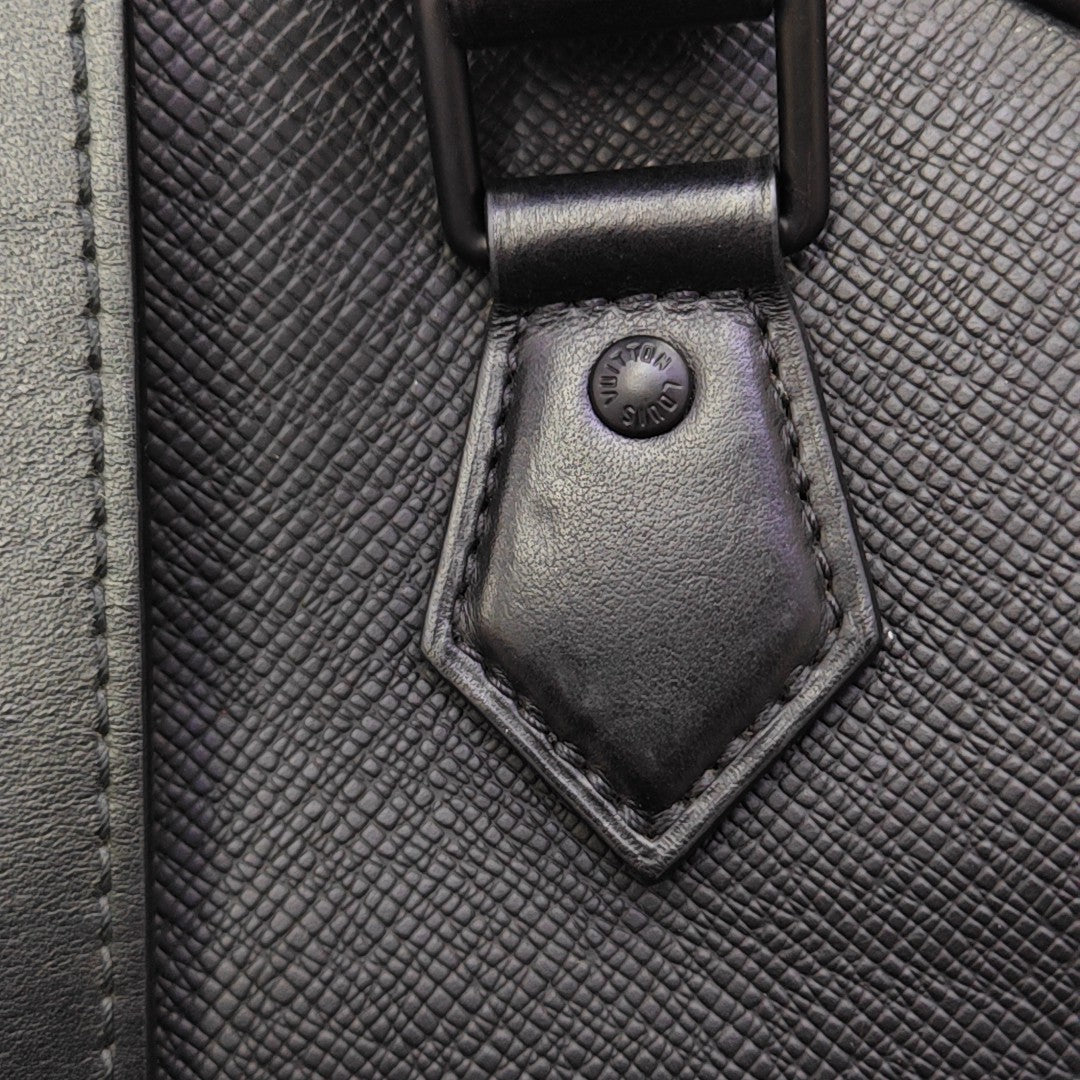 Soft Hat Trunk Calfskin Black
