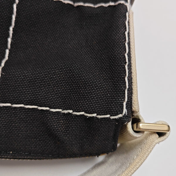 SQUARE STITCH Quilted Canvas Black