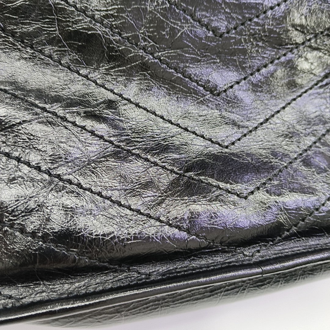 NIKI Medium Chevron Calfskin Black