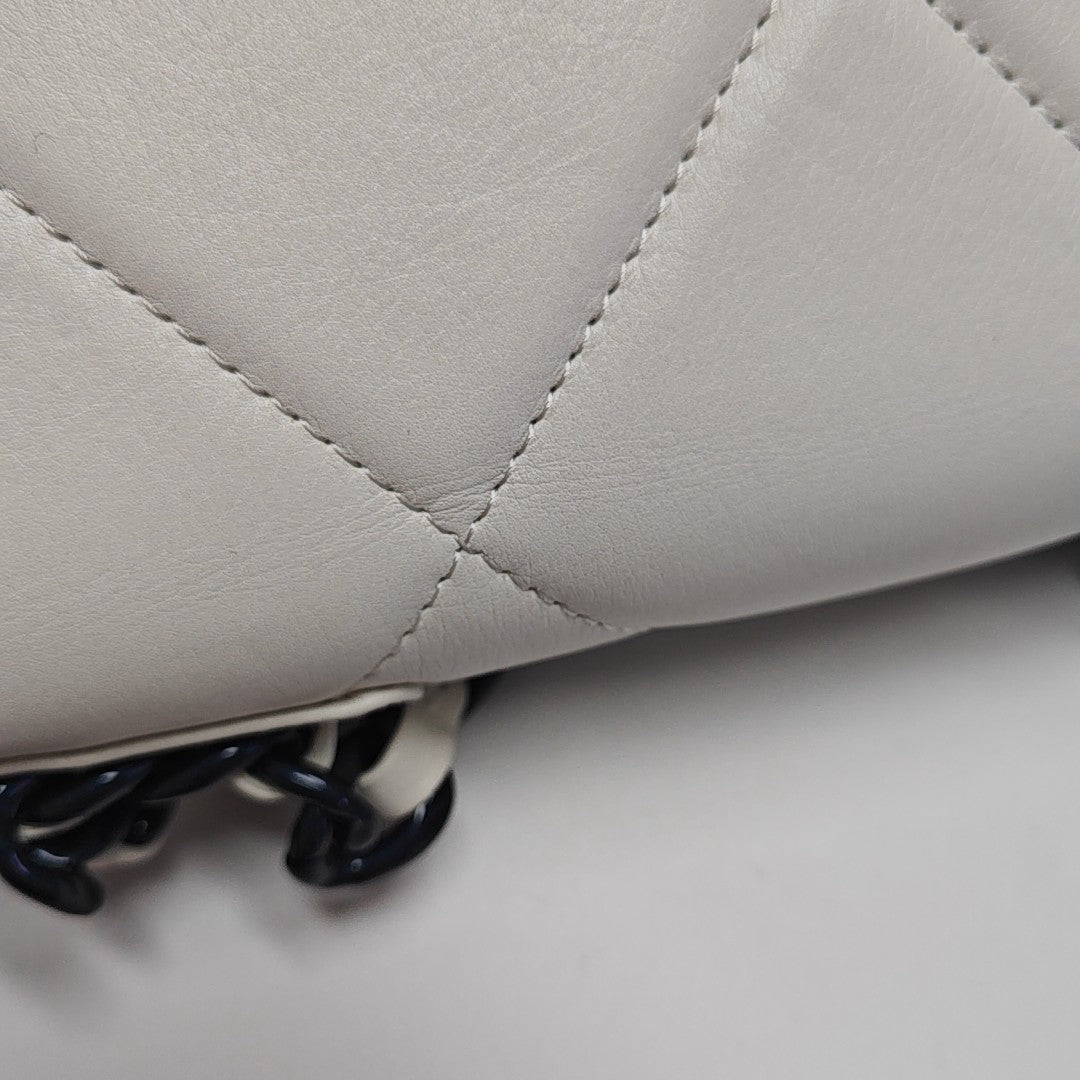 CHANEL 19 Small Quilted Lambskin White
