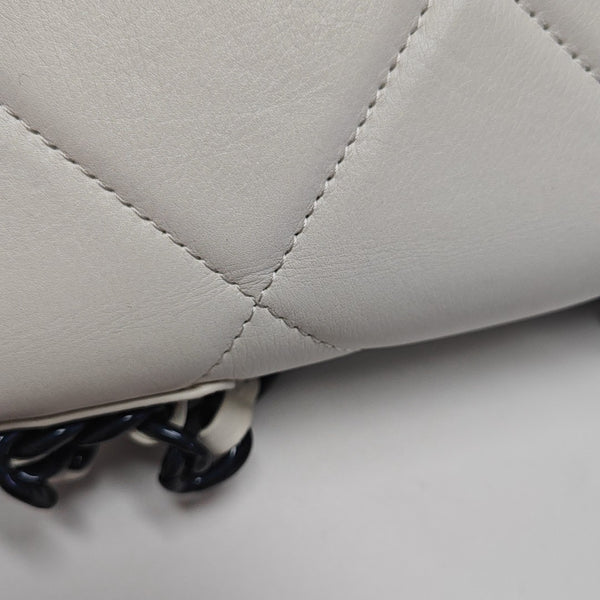 CHANEL 19 Small Quilted Lambskin White