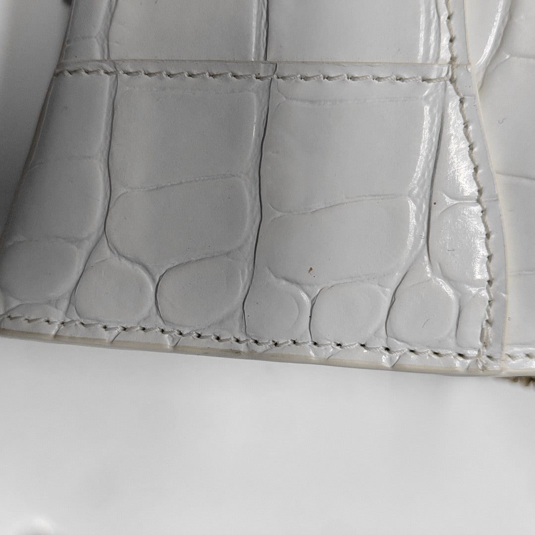 Hourglass Wallet On Chain Mini Calfskin White