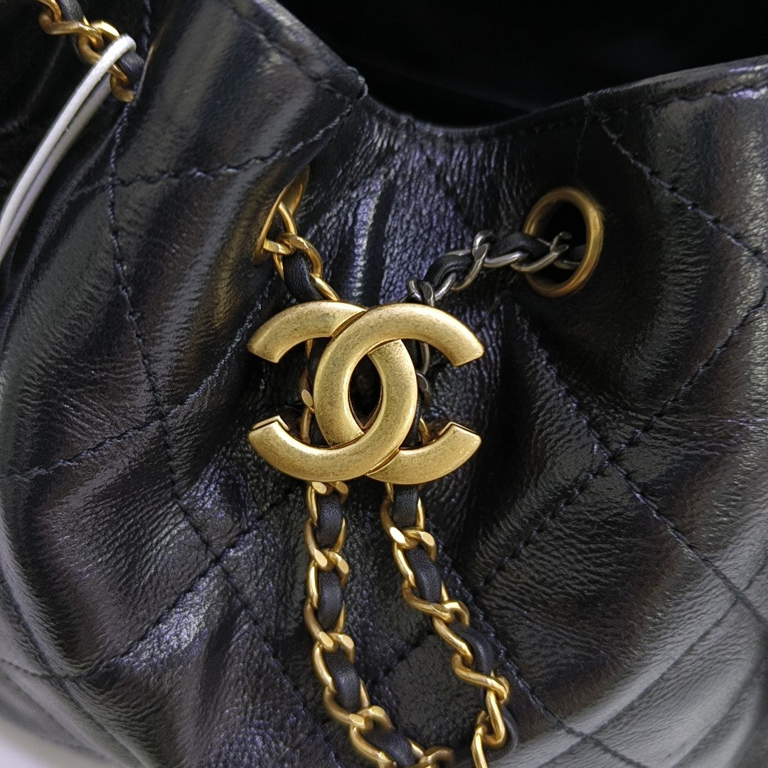 CHANEL 25 Small Quilted Calfskin Black