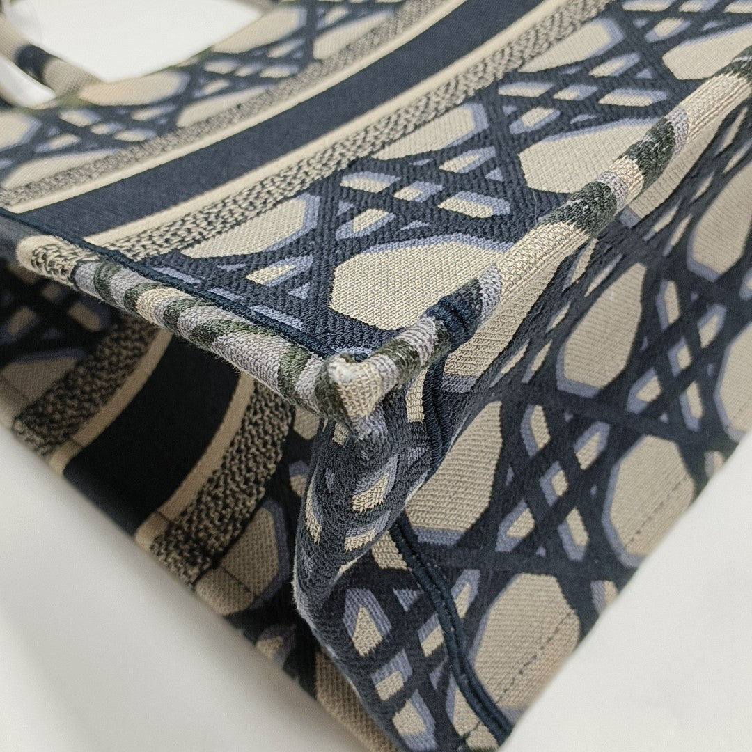 Book Tote Medium Canvas Blue