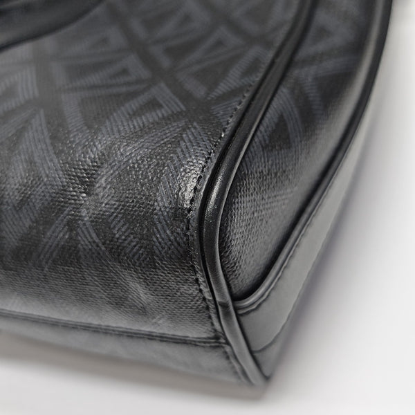 Lingot Oblique Canvas Black
