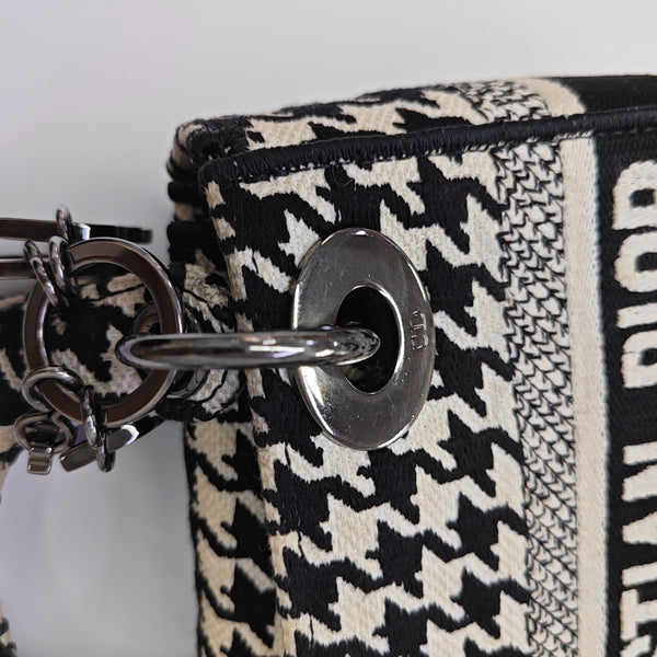 Lady Dior Mini Canvas Black
