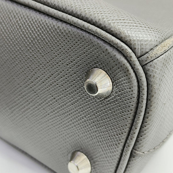 Galleria Large Saffiano Calfskin Gray