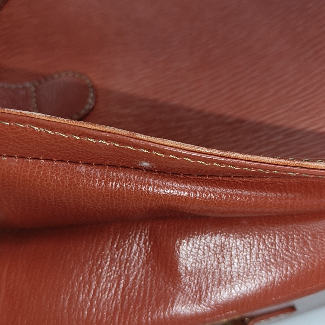 Velazquez Calfskin Red