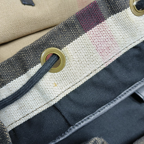 Canvas Brown