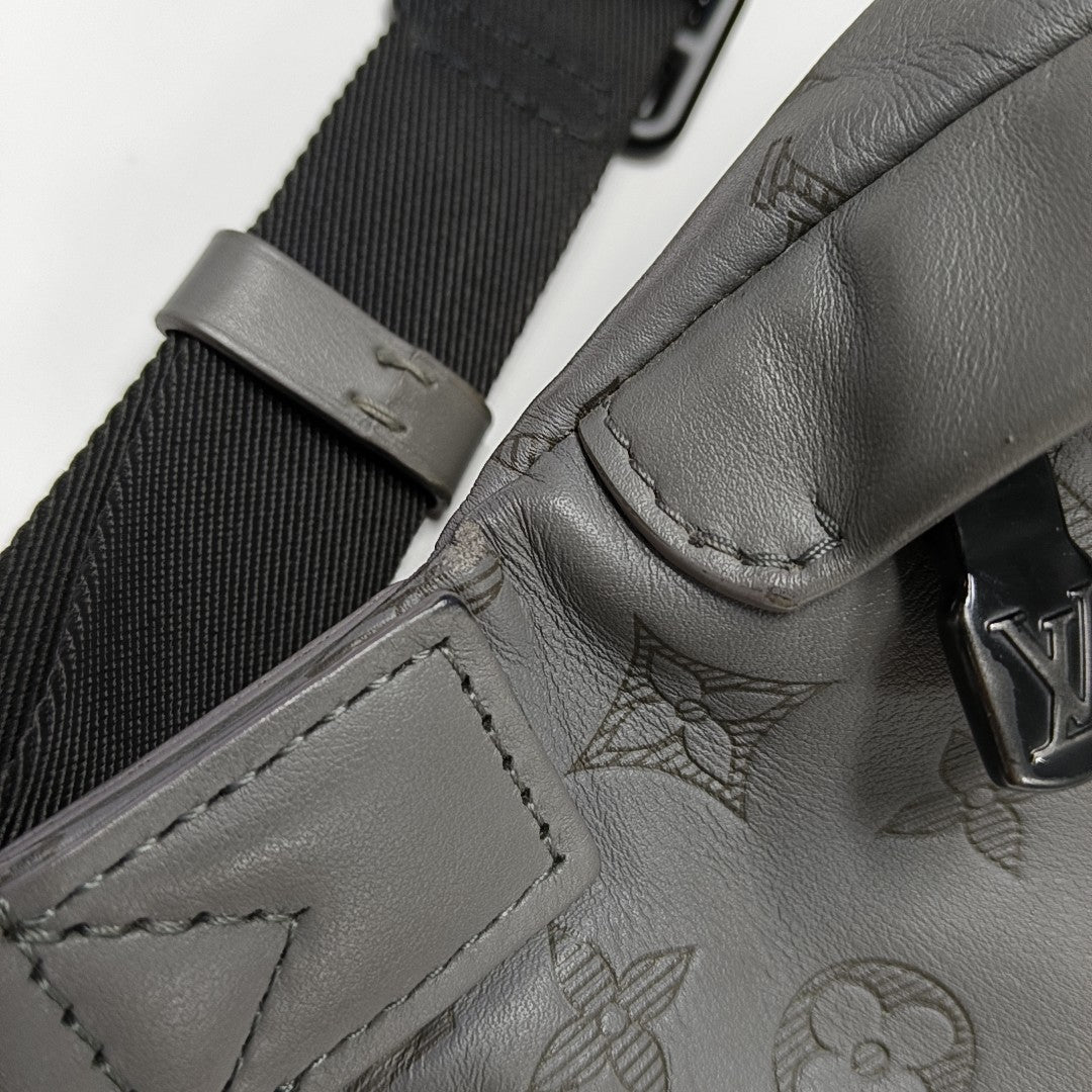 DISCOVERY PM Calfskin Gray